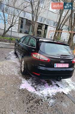 Универсал Ford Mondeo 2011 в 