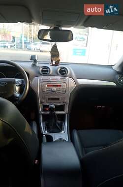 Седан Ford Mondeo 2007 в 