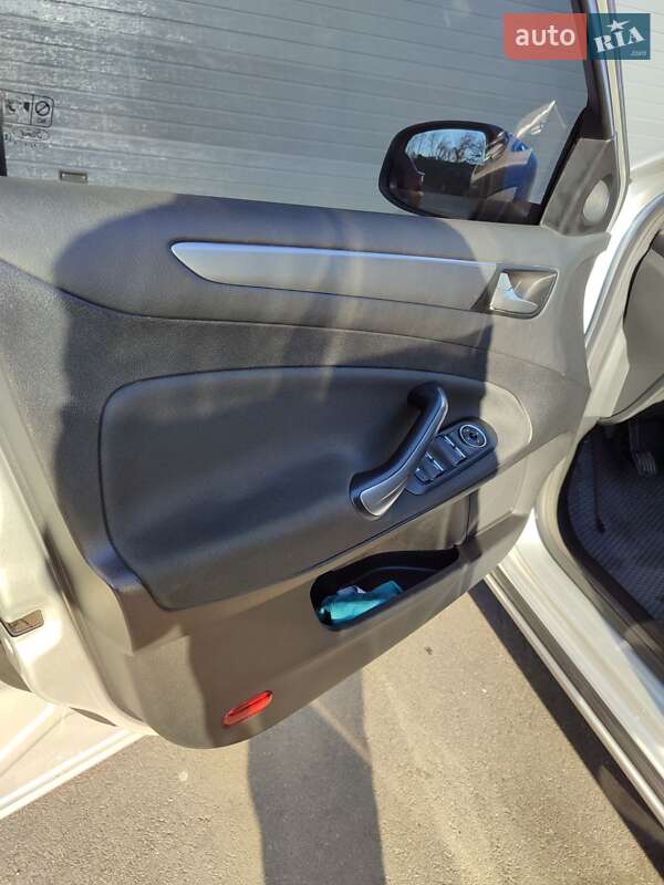 Универсал Ford Mondeo 2011 в Киеве фото 17 Универсал Ford Mondeo 2011 в Киеве