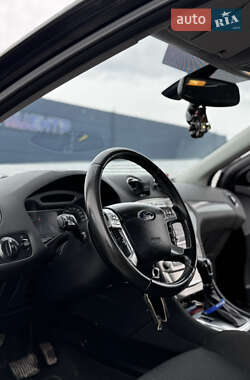 Седан Ford Mondeo 2007 в 