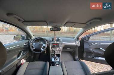 Лифтбек Ford Mondeo 2008 в 