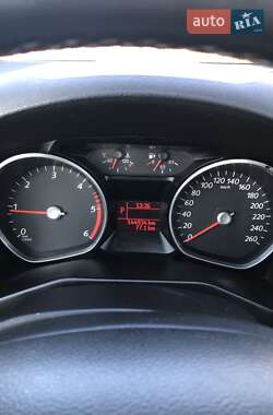 Седан Ford Mondeo 2013 в 