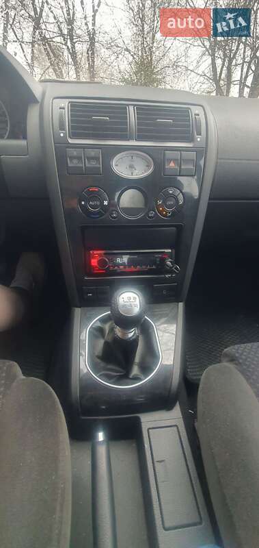 Ліфтбек Ford Mondeo 2002 в Тернополі