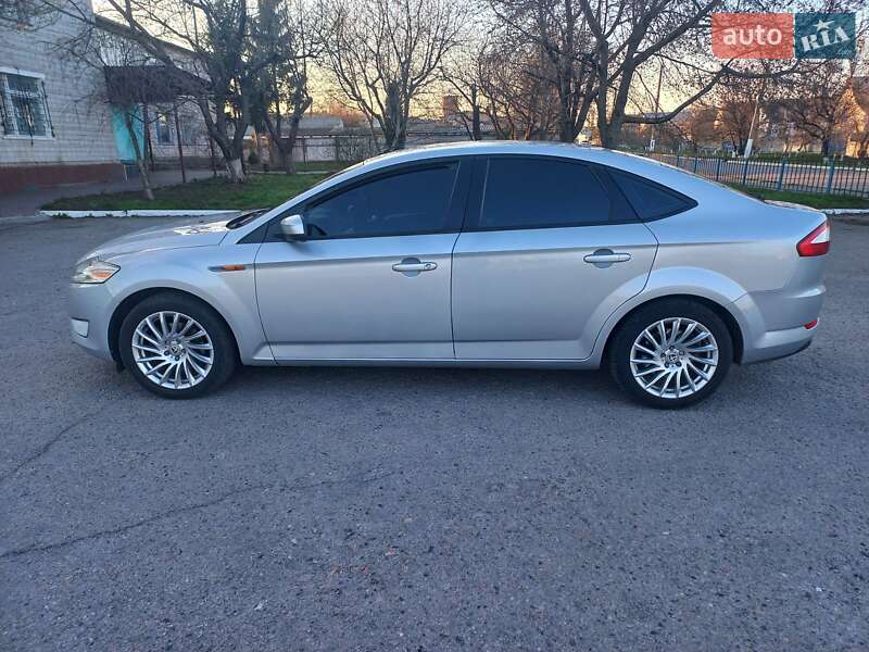 Лифтбек Ford Mondeo 2007 в Тетиеве