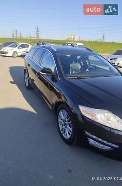 Универсал Ford Mondeo 2011 в 
