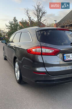 Универсал Ford Mondeo 2015 в 