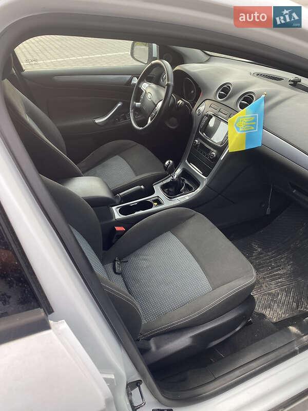 Седан Ford Mondeo 2012 в Рахове фото 4 Седан Ford Mondeo 2012 в Рахове