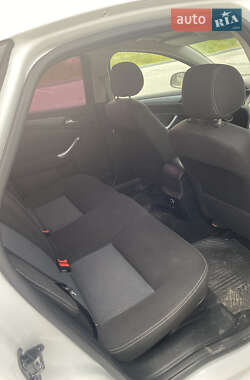 Седан Ford Mondeo 2012 в 