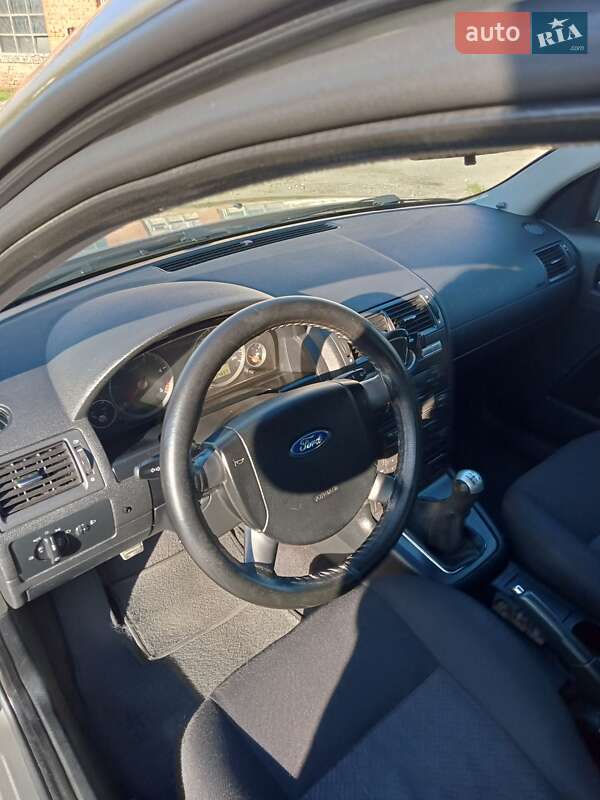 Универсал Ford Mondeo 2003 в Ставище