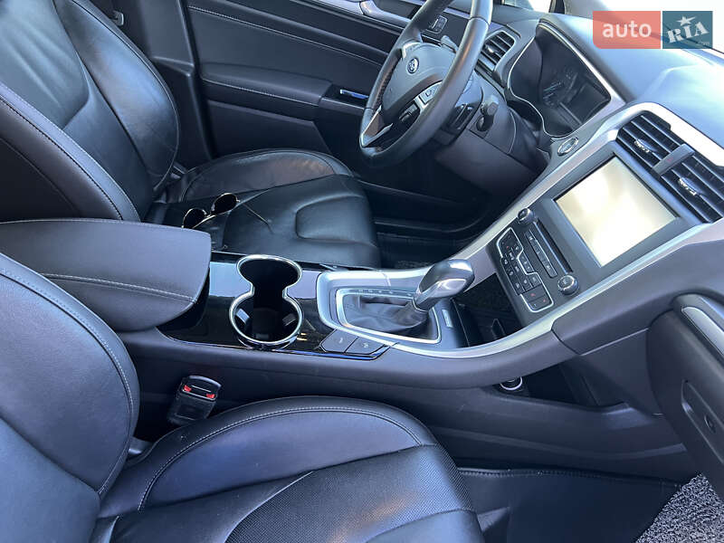 Седан Ford Mondeo 2016 в Одессе