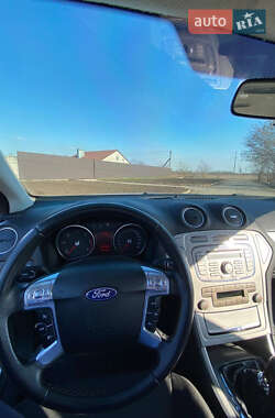 Универсал Ford Mondeo 2010 в 