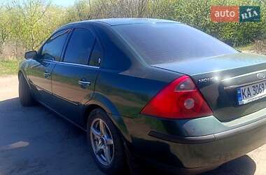 Седан Ford Mondeo 2004 в 