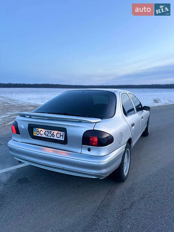 Лифтбек Ford Mondeo 1994 в Буске