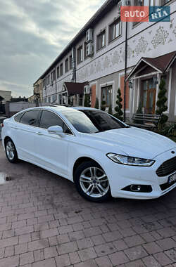 Седан Ford Mondeo 2017 в 