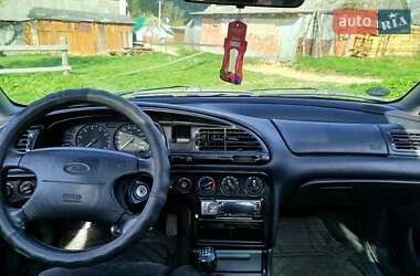 Лифтбек Ford Mondeo 1996 в 