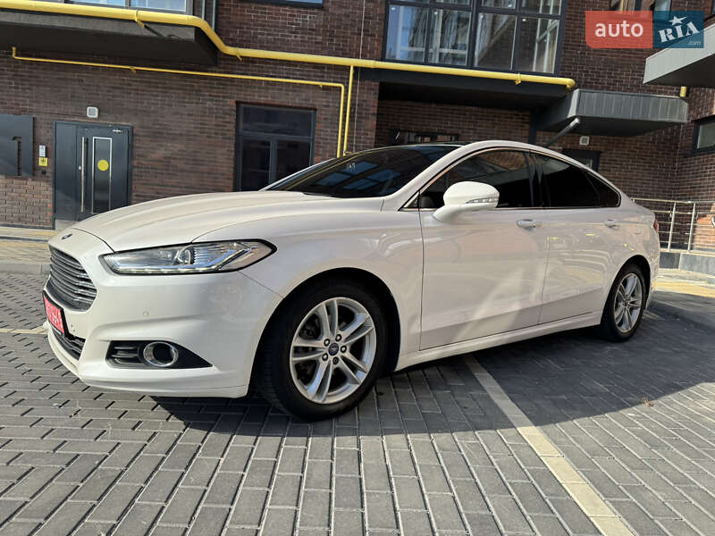 Седан Ford Mondeo 2015 в Миргороде