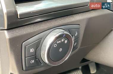 Седан Ford Mondeo 2019 в 