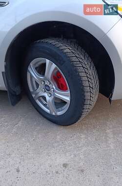 Универсал Ford Mondeo 2011 в 