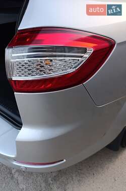 Универсал Ford Mondeo 2011 в 