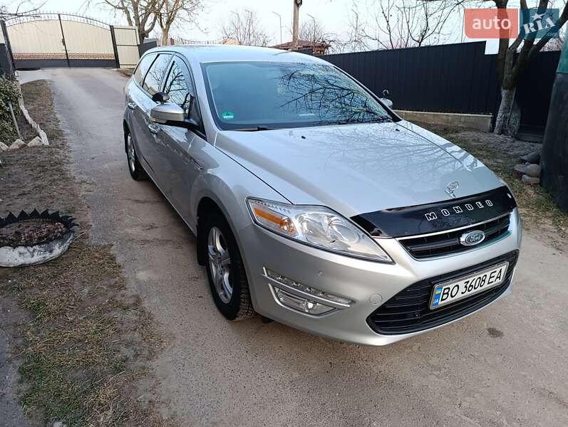 Универсал Ford Mondeo 2011 в Шумске