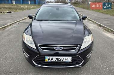 Седан Ford Mondeo 2012 в 