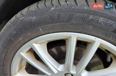 Седан Ford Mondeo 2012 в 