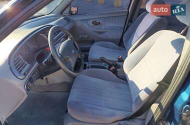 Лифтбек Ford Mondeo 1993 в 