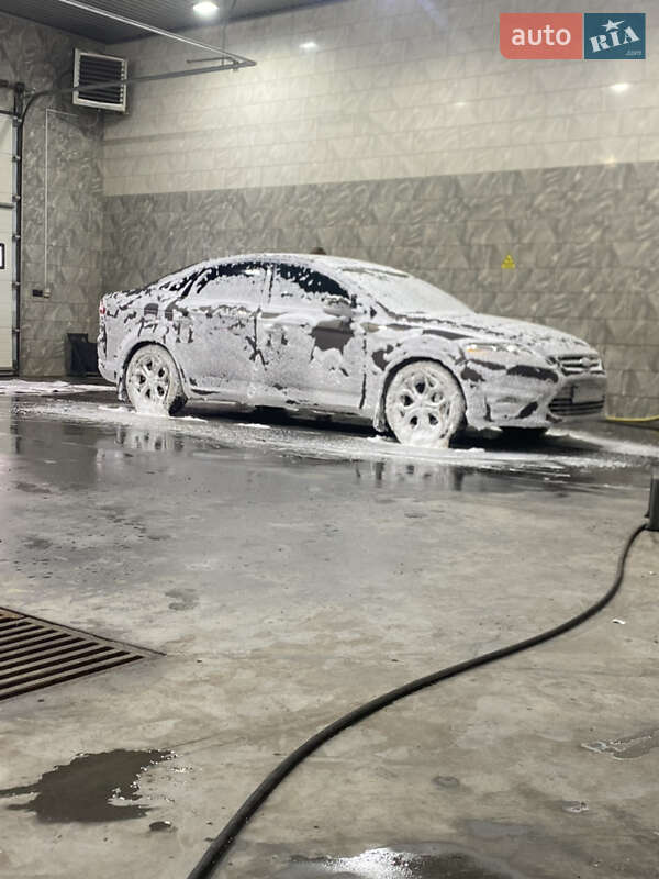 Седан Ford Mondeo 2012 в Березівці