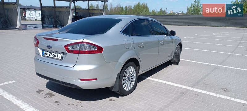 Седан Ford Mondeo 2012 в Ирпене