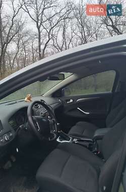 Седан Ford Mondeo 2010 в 