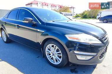 Седан Ford Mondeo 2012 в 
