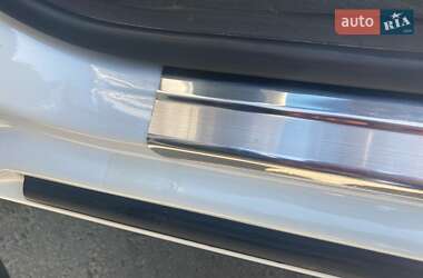 Лифтбек Ford Mondeo 2013 в 