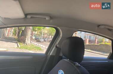 Лифтбек Ford Mondeo 2013 в 