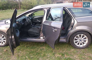 Универсал Ford Mondeo 2012 в 