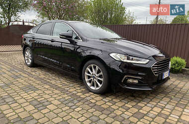 Лифтбек Ford Mondeo 2020 в Львове