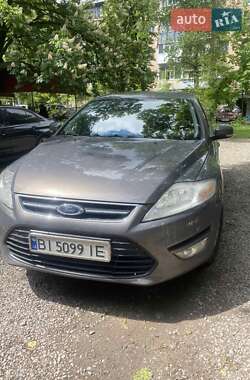 Седан Ford Mondeo 2011 в Кобеляках