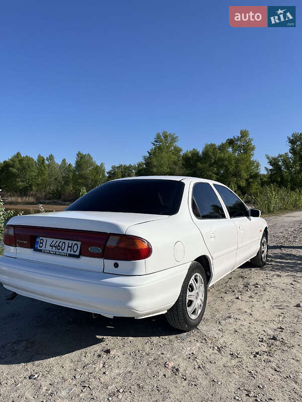Седан Ford Mondeo 1994 в Кременчуге