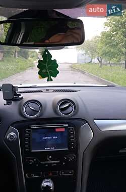 Универсал Ford Mondeo 2013 в 