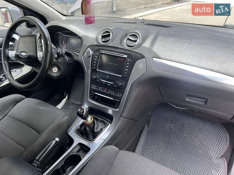 Универсал Ford Mondeo 2011 в Городище