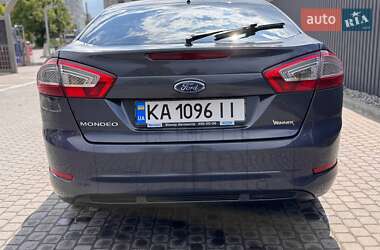 Ліфтбек Ford Mondeo 2013 в 