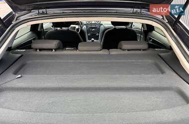 Ліфтбек Ford Mondeo 2013 в 