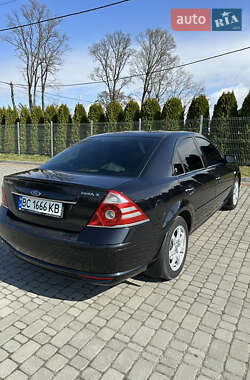 Седан Ford Mondeo 2004 в 