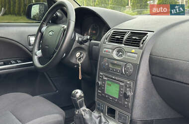 Універсал Ford Mondeo 2004 в 