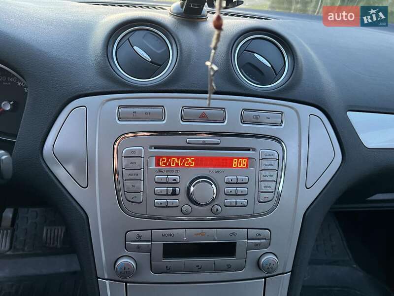 Лифтбек Ford Mondeo 2010 в Каменке-Бугской
