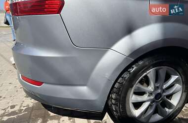 Ліфтбек Ford Mondeo 2010 в 