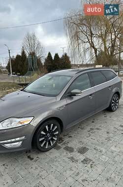 Универсал Ford Mondeo 2012 в 