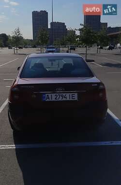 Седан Ford Mondeo 2004 в 