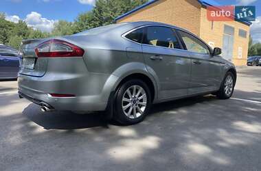 Седан Ford Mondeo 2011 в 