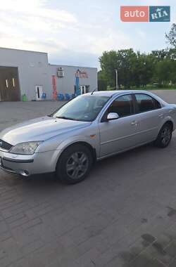 Седан Ford Mondeo 2002 в 