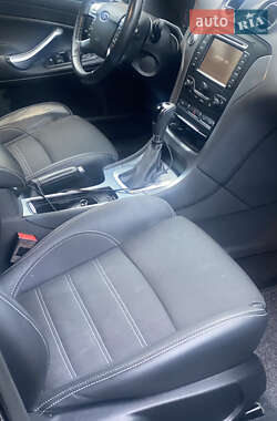 Универсал Ford Mondeo 2013 в 